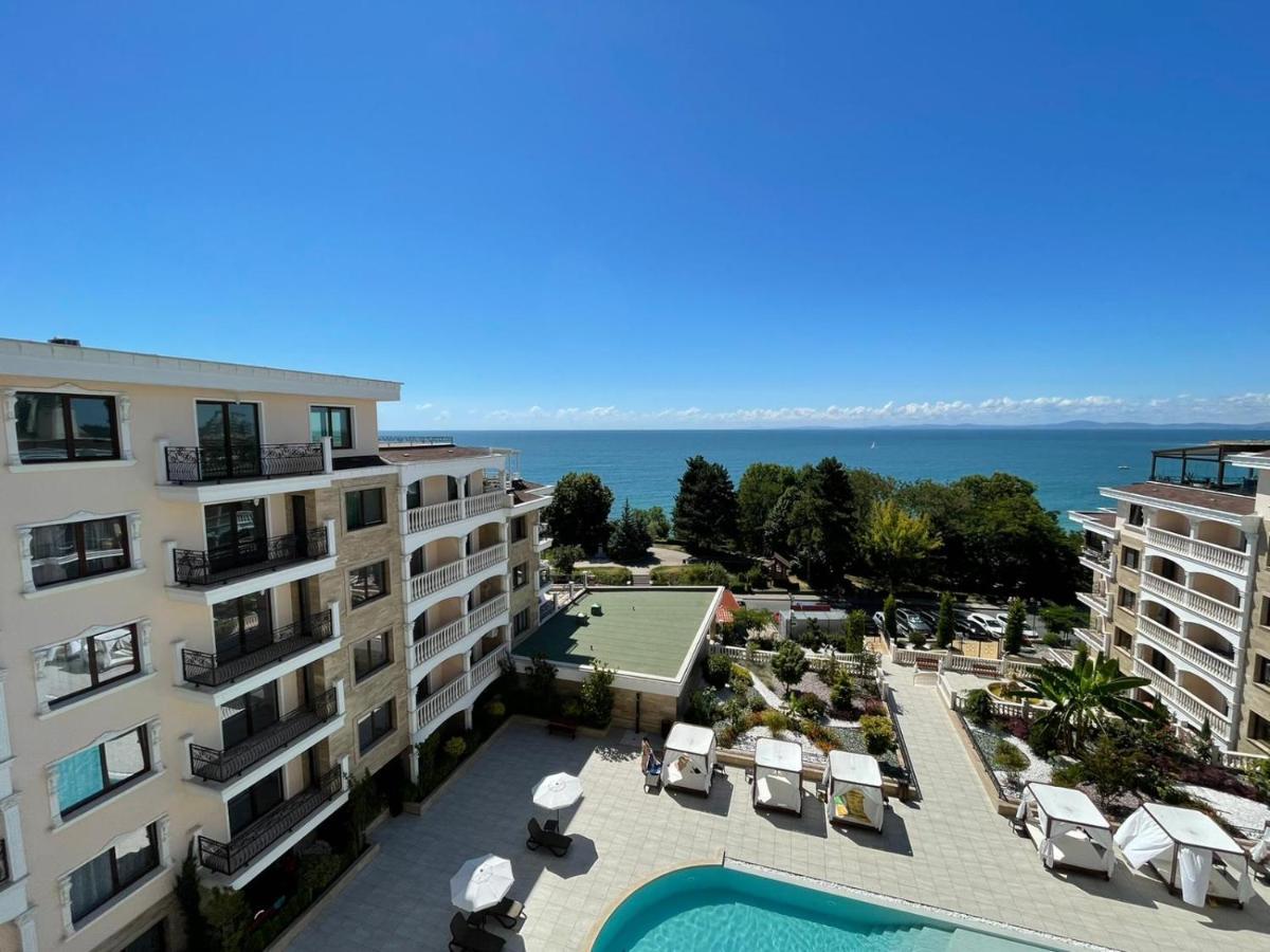 Luxury Penthouse Apartments At Valencia Gardens Burgas Bagian luar foto
