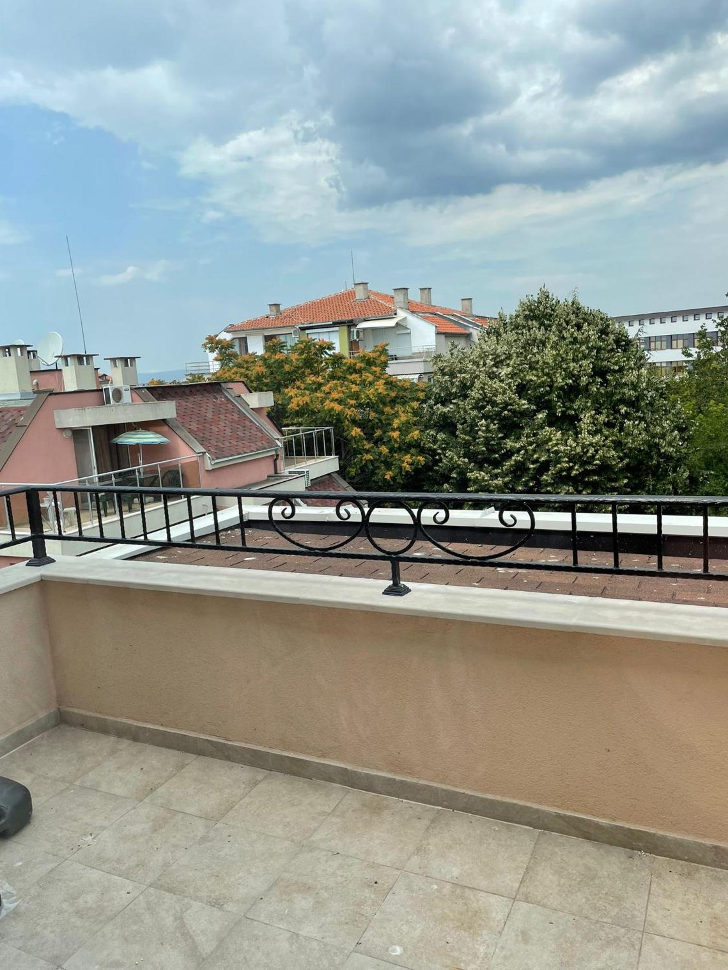 Luxury Penthouse Apartments At Valencia Gardens Burgas Ruang foto